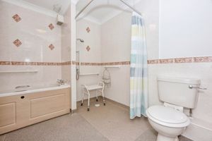 Bath/Wet Room- click for photo gallery